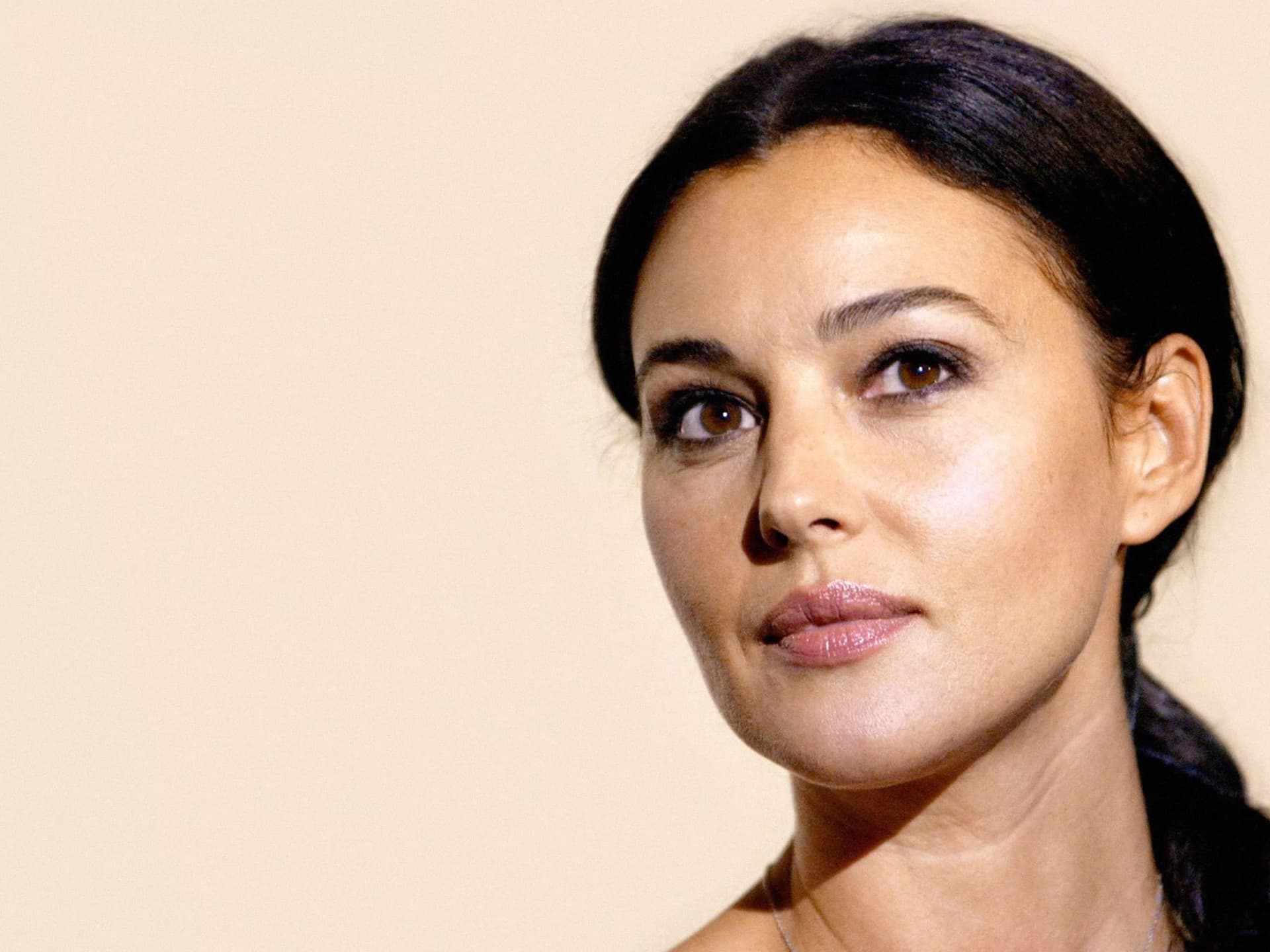Monica Bellucci: “c’è differenza tra avances e violenza”