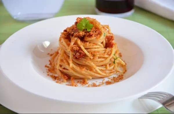Spaghetti con bottarga: una ricetta facile e gustosa
