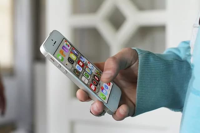 Skores: l’app che rivoluzionerà il vostro modo di seguire il calcio e i vostri sport preferiti