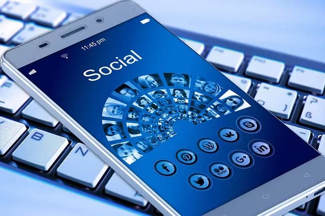 Le insidie nascoste tra le app di Natale