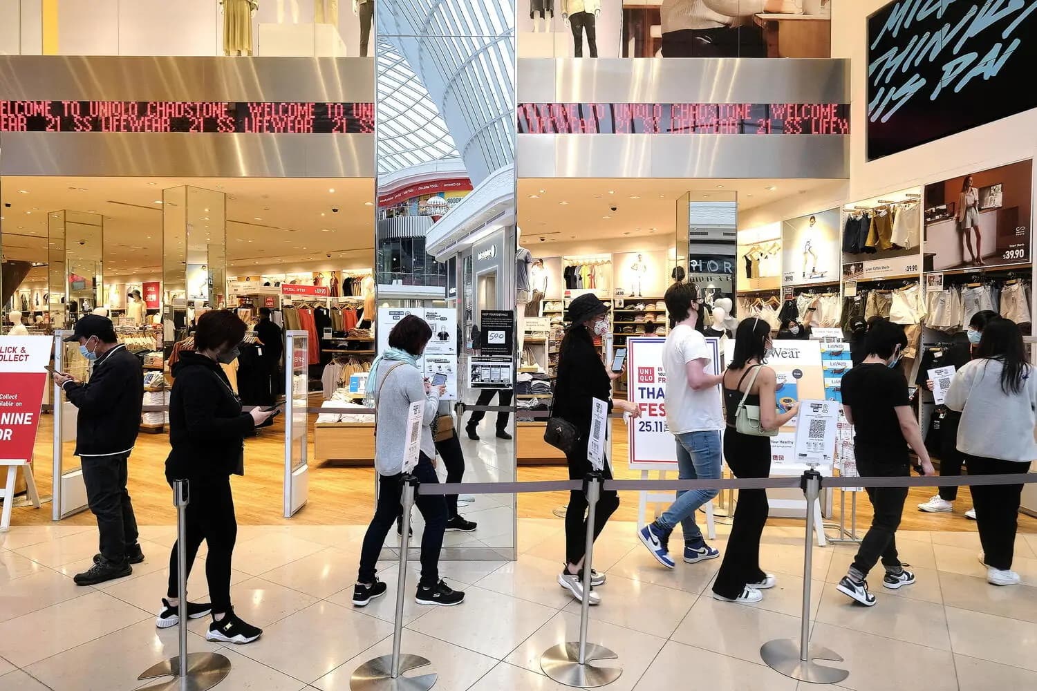 Cyber Monday: lo shopping online che fa impazzire il web e non solo