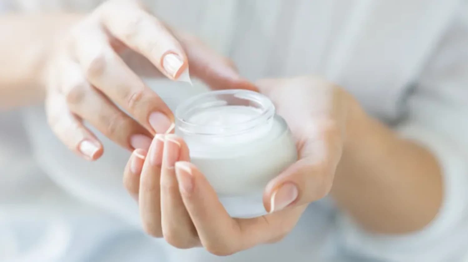 Creme ai probiotici, i benefici per una pelle sana e radiosa