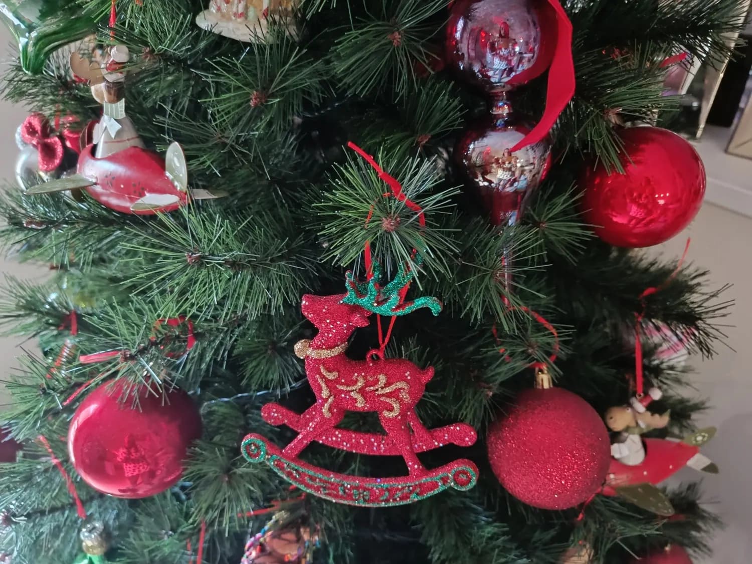 Albero di Natale vero o finto? La scelta più sostenibile