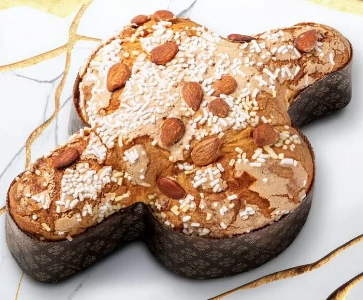 Pasqua 2025: Iginio Massari rivoluziona la Colomba Pasquale