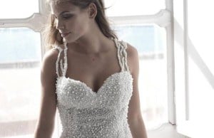 Una cascata di diamanti, ecco l'abito da sposa da sogno