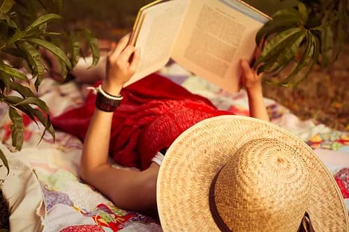 Leggere rende il cervello giovane