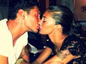 Belen e Stefano sposi: ecco l’abito e i dettagli della cerimonia