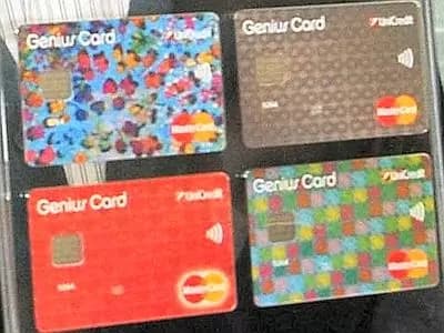 Le carte di credito diventano fashion