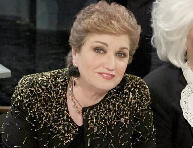 Mara Maionchi: “ho avuto un tumore al seno, la prevenzione è importante”
