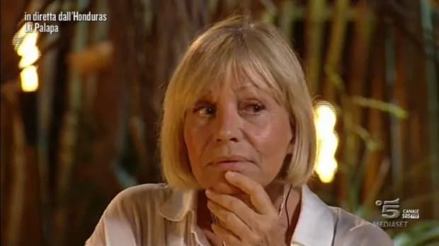 Le parole di Chaterine Spaak riguardo la tragedia del reality show francese