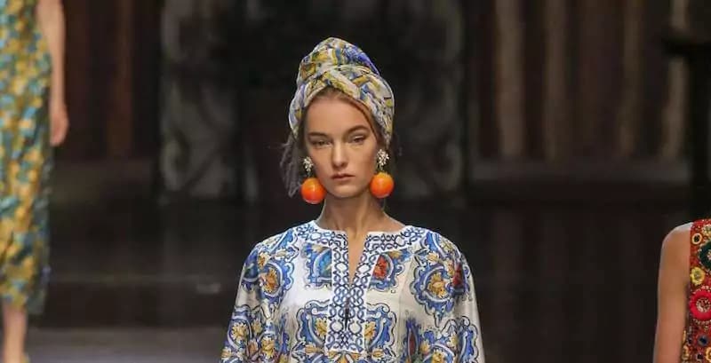 Il turbante: un must nelle collezioni della primavera estate 2017