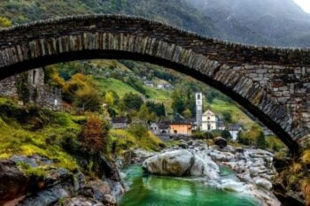 Ponte dei salti Valle Verzasca