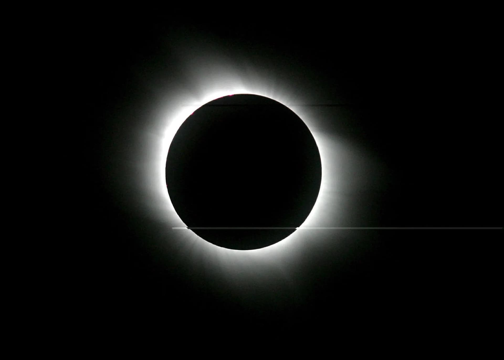 Eclissi solare 2026: il viaggio per inseguire l’ombra della Luna