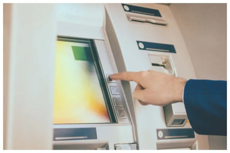 Bancomat prelievo sicuro